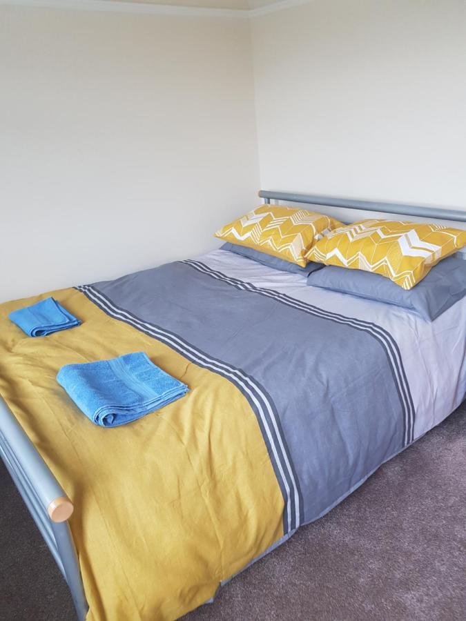 Large First Floor Balcony Flat Next To Beach Leilighet Weston-super-Mare Eksteriør bilde